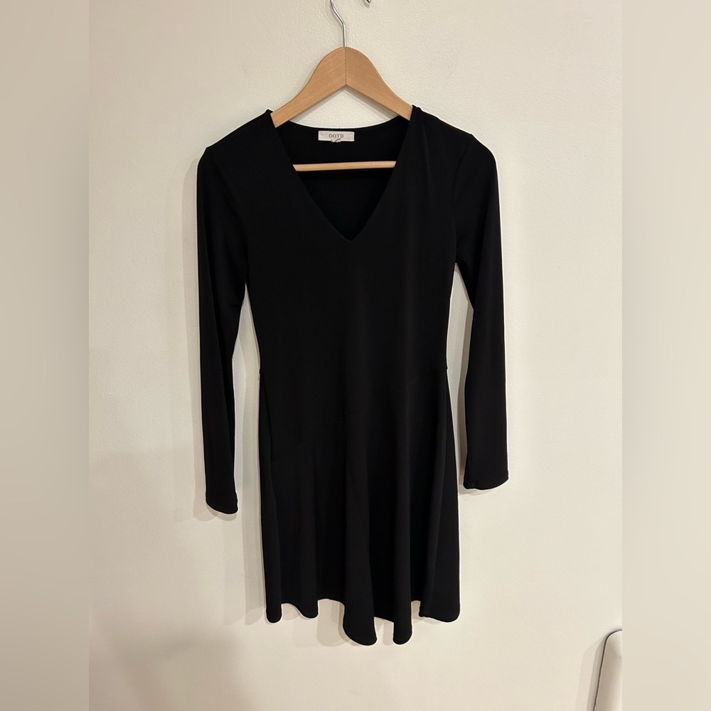 OOTD asymmetrical v neck long sleeve black mini dress size S - Picture 3 of 7